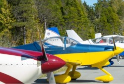 (Tofino-Long Beach Airport photo)