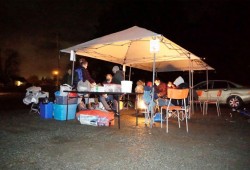 A group of advocates from the Grassroots Homelessness Coalition were approved by the City of Port Alberni to set up tents on a lot next to the Port Alberni Friendship Centre for homeless individuals to warm up and have something to eat. (Karly Blats photo) 