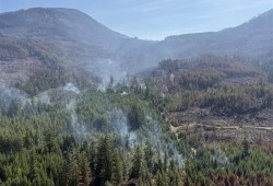 The northern flank of the Mount Underwood forest fire was prioritized by crews as they fought to contain the blaze. The wildfire is now classified as “being held”. (BC Wildfire Service photo)