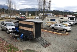 A group of motor homes sit in a parking lot in Port Alberni. (Eric Plummer photo)