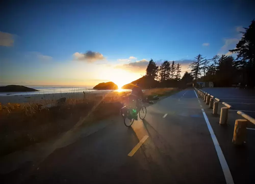 ʔapsčiik t̓ašii extends for 25 kilometres of foreshore between the entrance to Pacific Rim National Park and Tofino. (Parks Canada photo)