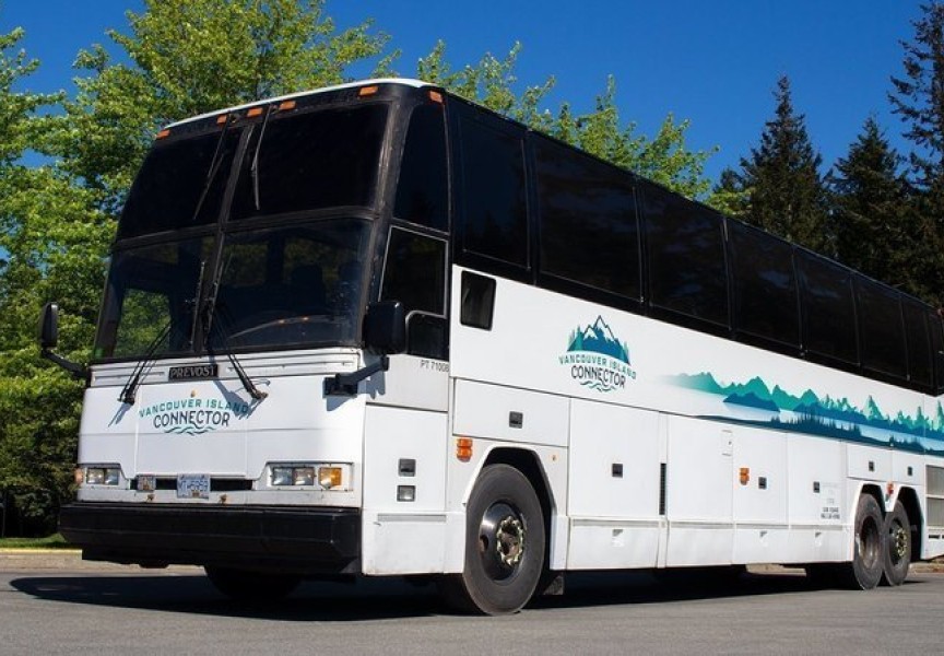 (Tofino Bus photo)