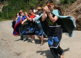 Uchucklesaht Dancers