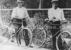 Dan Watts and Hughie Watts