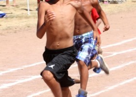 Track and Field, under 10s af