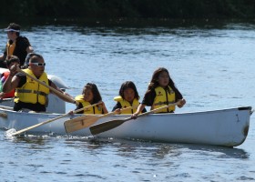 Canoe races: T