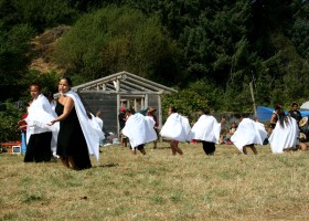 Mowachaht/Muchalaht Dancers