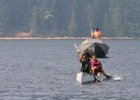 Canoe 33