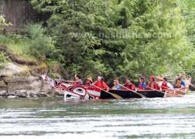 Canoe photo 10